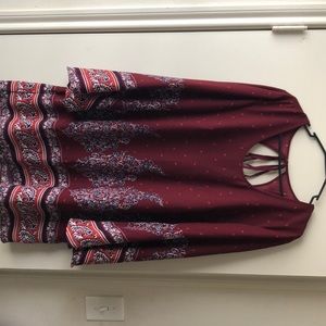 Maroon long sleeve dress, excellent condition